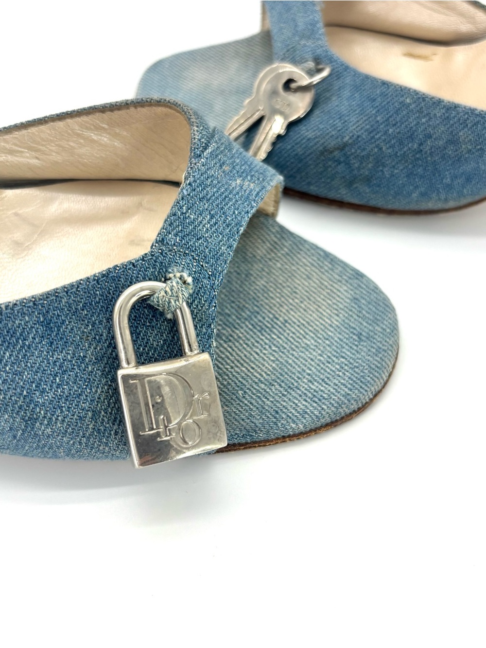 Vintage Dior John Galliano Denim Lock and Key Slip On Mules Sandals 36.5 - Picture 8 of 11